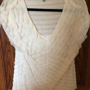 white sleeveless blouse pullover with lace